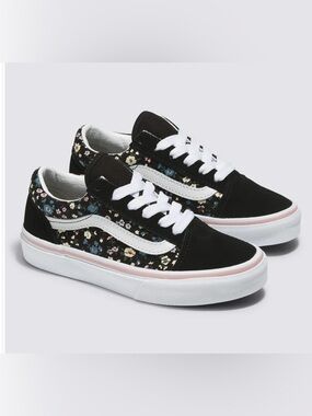 VANS
OLD SKOOL V BOQ
Dark Floral
US 6 EUC